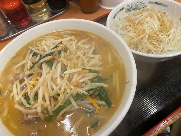「味噌ラーメン🍜🥢(細切りネギ)」@日高屋 六本木店の写真