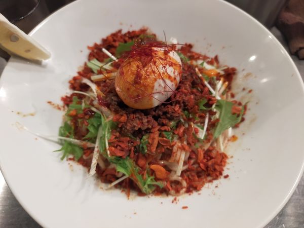 「毛沢東　汁なし担々麺」@麺屋 愛心 TOKYO 町屋店の写真