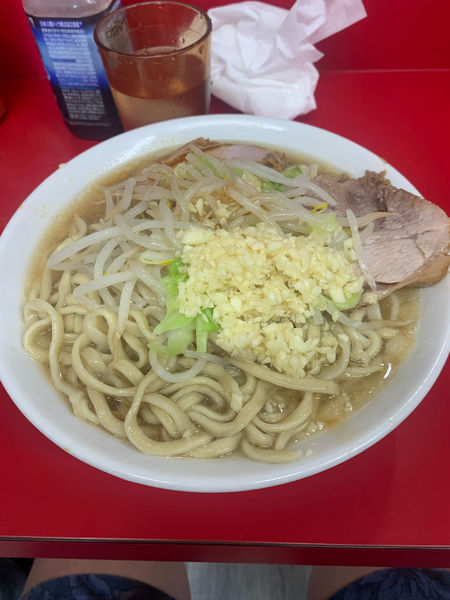 「小ラーメン 野菜少なめニンニクカラメ」@ラーメン二郎 大宮公園駅前店の写真