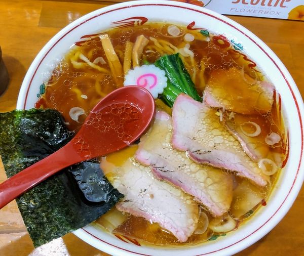 「ワンタンメン」@とら食堂 松戸分店の写真