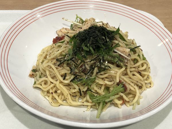 「梅肉と鶏むね肉の冷やしまぜめん　￥６９０」@リンガーハット イオンモール大高店の写真