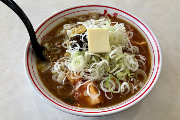 「蒙古タンメン820円+バター70円+ネギ70円」@蒙古タンメン中本 高崎店の写真