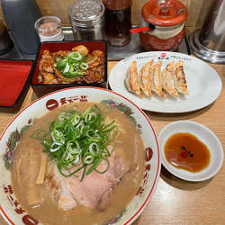 豚重ギョーザ定食