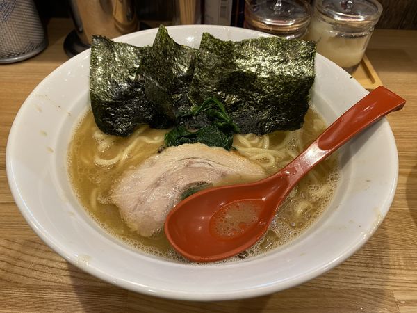 「ラーメン中盛+ライス」@ラーメン大桜 荏田店の写真