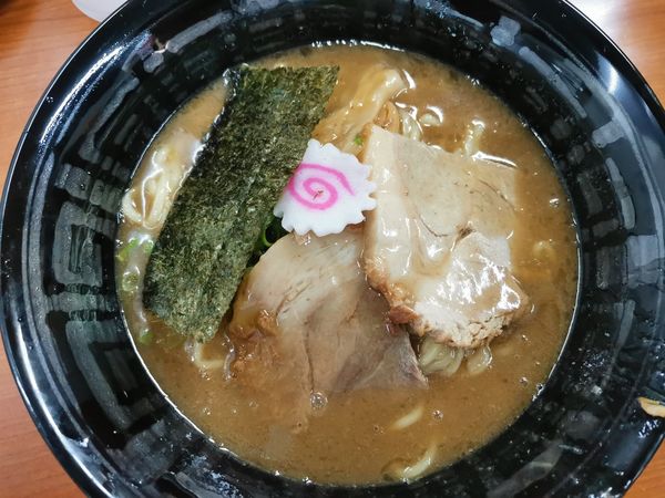 「とんこつラーメン」@ラーメン源骨の写真