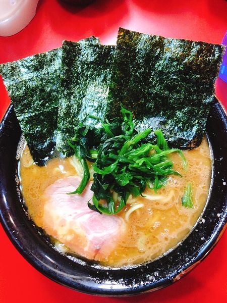 「らーめん」@家系ラーメン とらきち家の写真