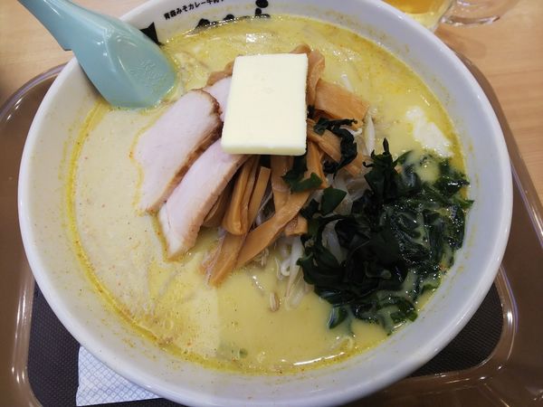 「みそカレー牛乳ラーメン 990円」@青森みそカレー牛乳ラーメン かわら 青森空港店の写真