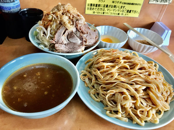 「だんだん辛くなるつけ麺　麺まし　魚粉　玉子」@立川マシマシ ロイヤルスープの写真
