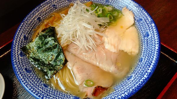 「名古屋コーチン塩820円」@らぁーめん 喜元門 石岡店の写真