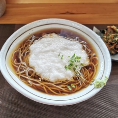 十割月山そば さらいの画像