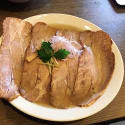 支那そば塩味大盛り叉焼