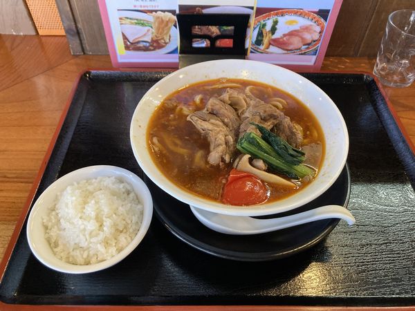 「牛肉麺【牛中落カルビの台湾風手打ち中華うどん】」@麺創 なな家の写真