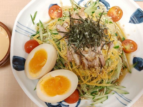 「冷やし中華＋ふたごの味付け玉子」@与ろゐ屋の写真