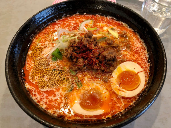 「灼熱の坦々麺（中級）」@三陽楼の写真