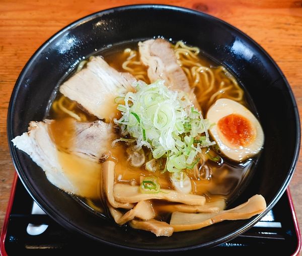 「正統醤油らーめん」@ら〜めん石亭の写真