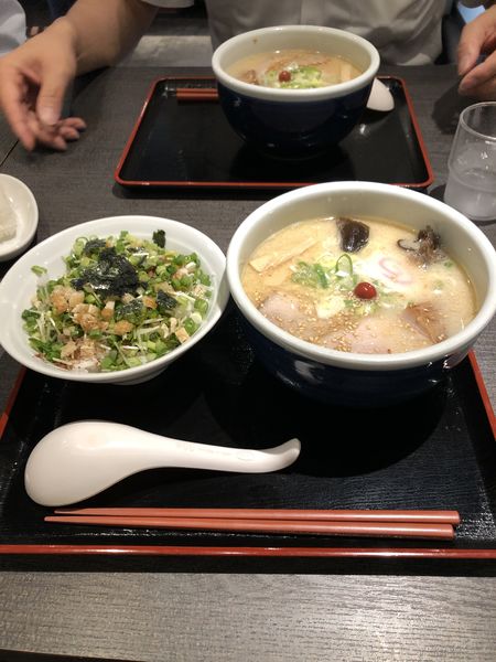 「塩ラーメン850円　ネギ飯270円」@らーめん山頭火 旭川本店の写真