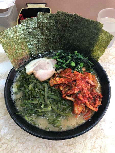 「キムチラーメン　のり　1050円」@川崎家 榎町店の写真