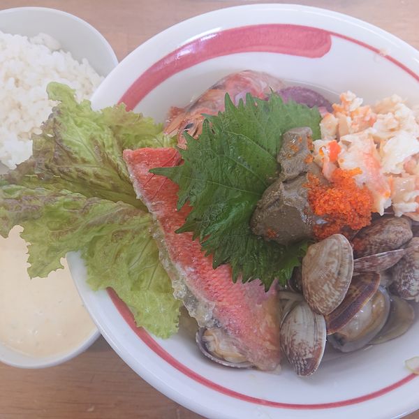 「(限定)海鮮冷やしタルタル掛けてS3000円他」@MENYA 食い味の道有楽の写真