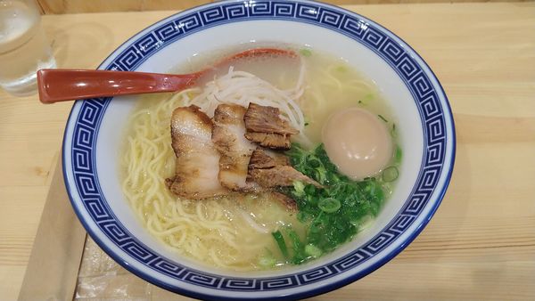 「宮崎らーめん¥780+煮玉子¥100-」@あたりや食堂 谷中店の写真