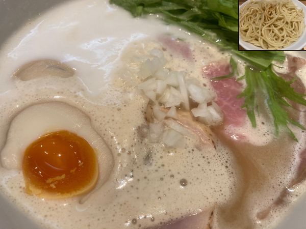 「特製ふく流らーめん＋替え玉」@ふく流らーめん 轍 東京高田馬場本店の写真