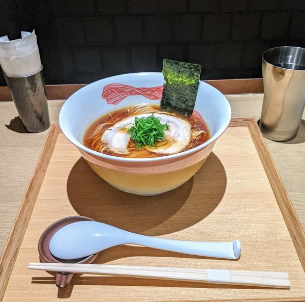 「醤油らぁ麺　990円」@NIPPON RAMEN 凛 TOKYOの写真