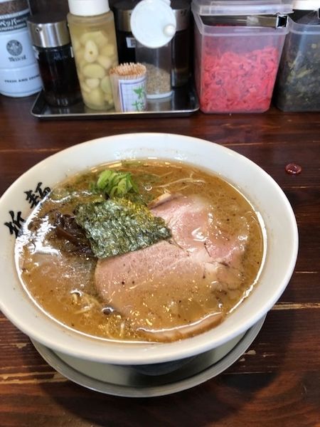 「醤油ラーメン550円」@三代目 哲麺 羽村店の写真