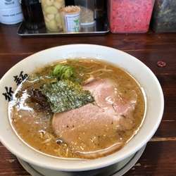 醤油ラーメン550円