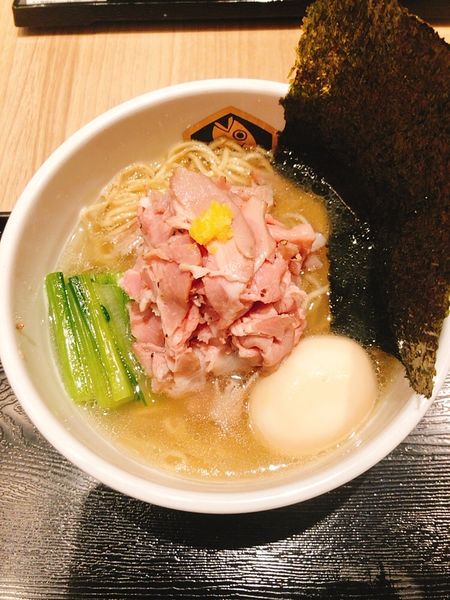 「特製鰤ラーメン」@真鯛らーめん 麺魚 錦糸町PARCO店の写真