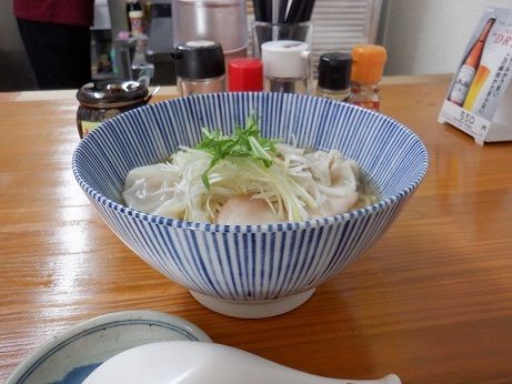 「肉ワンタン麺」@ワンタン屋 キョウの写真