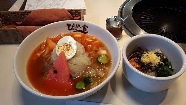 「盛岡冷麺&ミニピビンパセット」@ぴょんぴょん舎 稲荷町本店の写真
