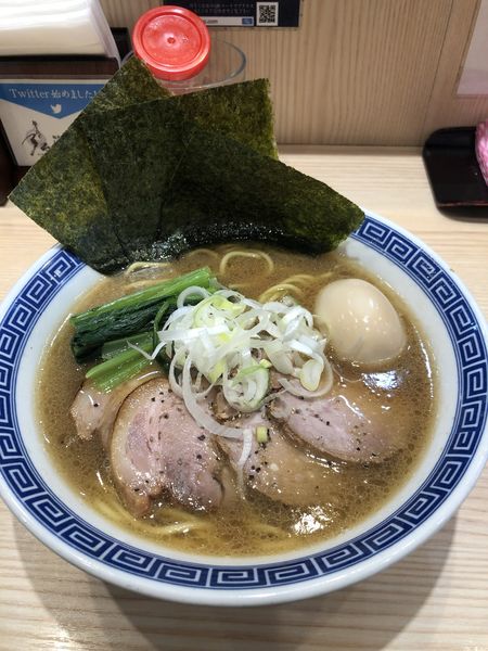 「特製醤油らーめん」@麺屋二代目 弘の写真