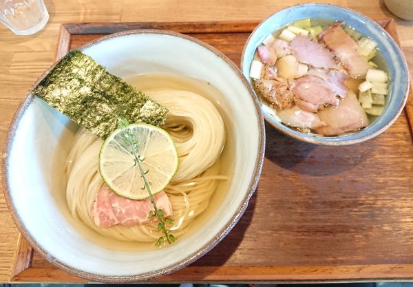 「昆布水のつけめん 塩(350g)＋味玉」@YOKOKURA STOREHOUSEの写真