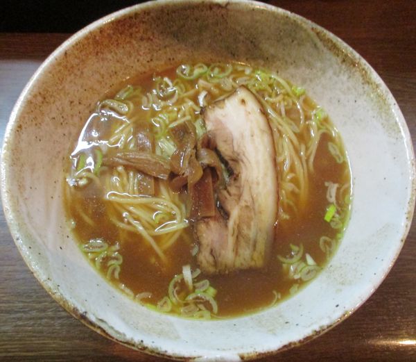 「ラーメン　750円」@らーめん・手のし餃子 池之端 松島の写真