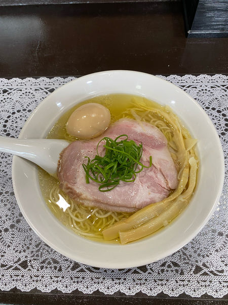 「鶏そば　白醤油　味玉付き」@中華そば ふじ野の写真