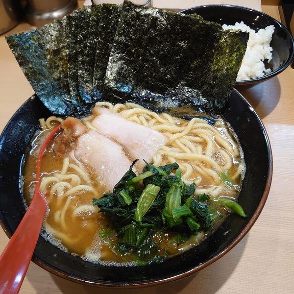 「ラーメンのりライス」@輝道家直系 皇綱家の写真