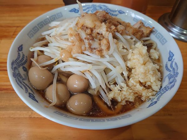 「ラーメン にんにくアブラ」@ラーメン寿々㐂の写真