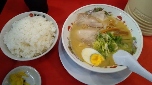 「屋台の味（こっさり）並」@天下一品 港店の写真