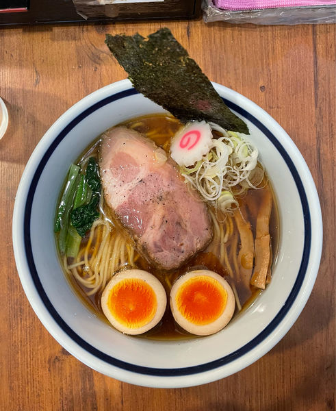 「細麺中華そば 味玉付」@中華そば 志の田の写真