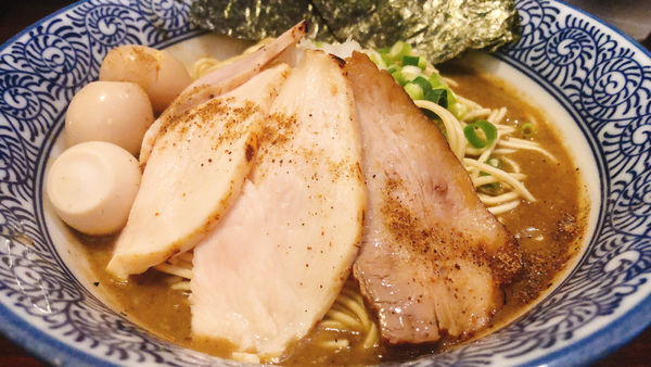 「特製濃厚煮干蕎麦」@煮干し中華蕎麦 山崎の写真