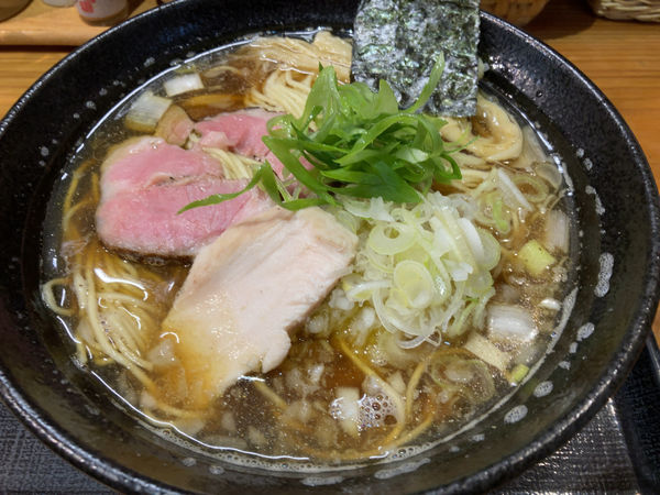 「中華そば」@つけめん・らーめん・煮干そば 金狼の写真