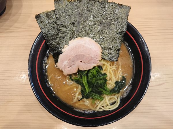 「ラーメン￥650(ライスサービス)」@家系 麺場寺井の写真