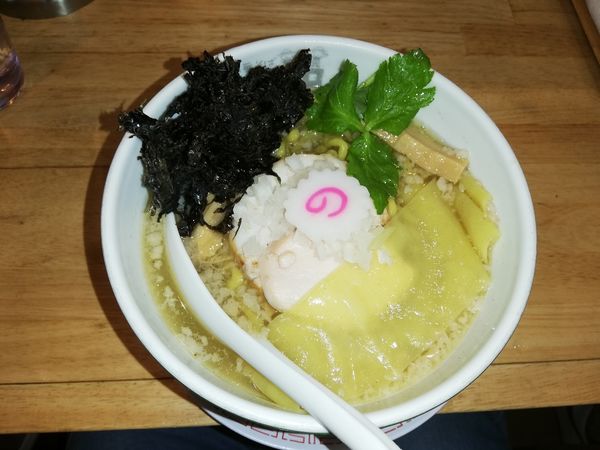 「塩煮干そば　大盛」@中華そば ムタヒロの写真