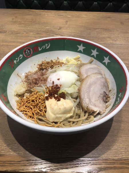 「豚入り混ぜそば」@ジャンクガレッジ 狭山店の写真