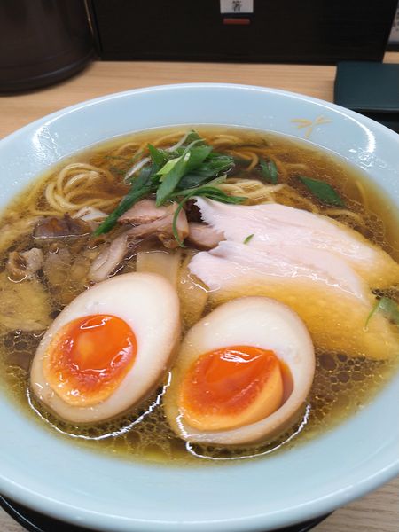 「『醤油(味玉入り)』900円」@笠岡らーめん TAKETONBOの写真