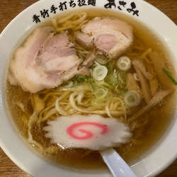 醤油ラーメン¥650+瓶ビール¥600