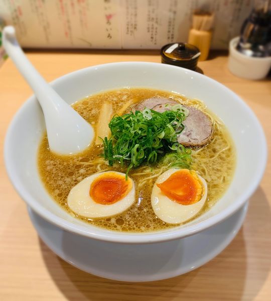 「京都らーめん（細・固め￥750）＋味玉（￥100）」@中華そば 天内の写真