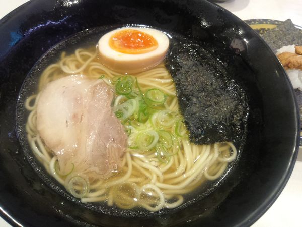 「貝節塩ラーメン　４１８円」@はま寿司 ポンテポルタ千住店の写真