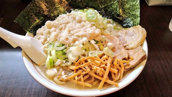 「塩中華そば(中･身入りＷ)+海苔･ネギ」@手打ち中華そば 酒田の写真