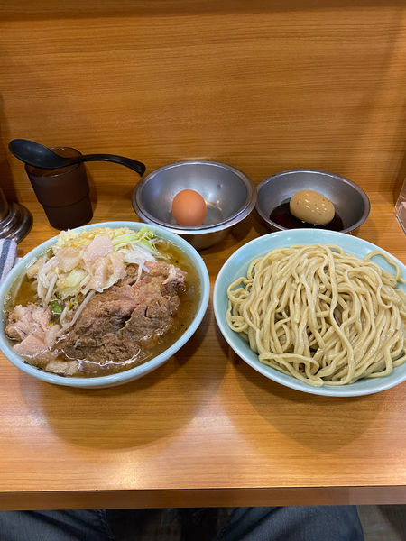 「シークヮーサーつけ麺　豚増し＋しょうが　ニンニクアブラ」@ラーメン二郎 八王子野猿街道店2の写真