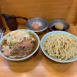 シークヮーサーつけ麺　豚増し＋しょうが　ニンニクアブラ